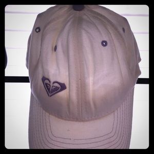 Roxy Quicksilver Flexfit Purple and White Hat
